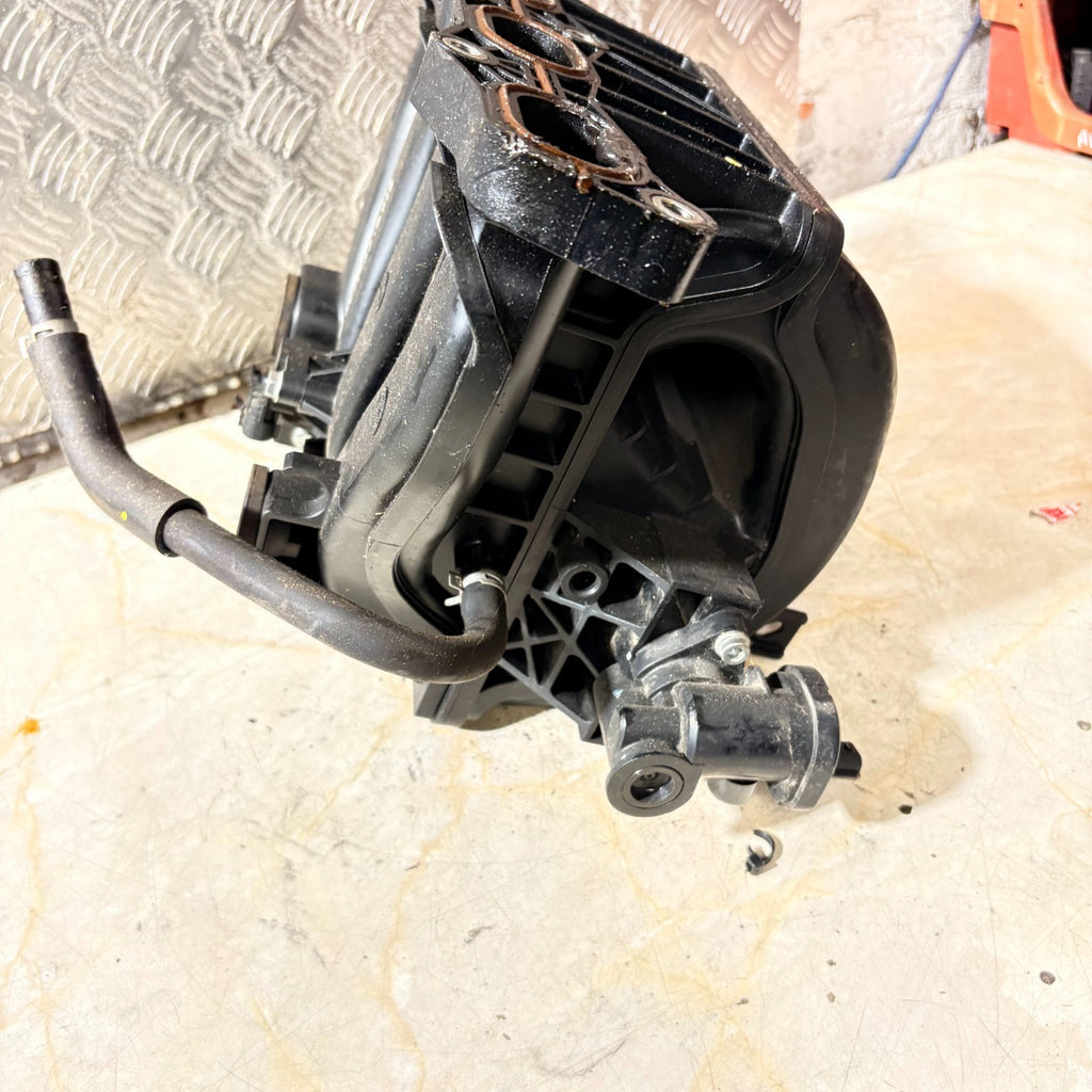Suzuki SX4 S-Cross 2016 Petrol Intake Manifold