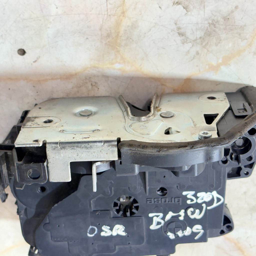 BMW 3 SERIES 320D 2005 REAR RIGHT DRIVER SIDE DOOR LOCK 7060296