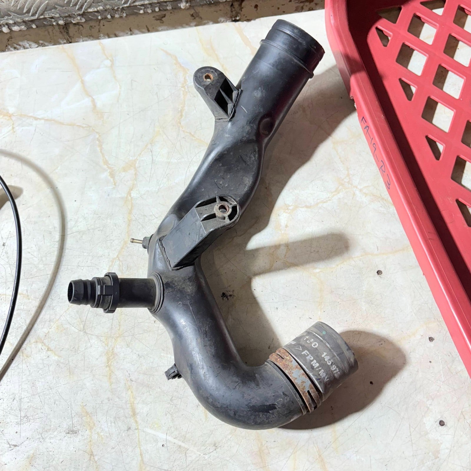 VW Polo 9N TDI AMF Turbo Intake Pipe 6Q0129654BD