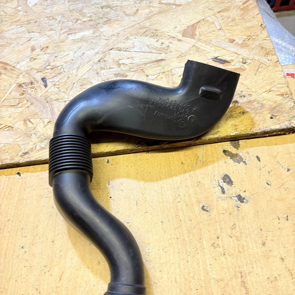 Volkawagen Fox 5Z1 Air Box To Inlet Pipe 6Y0129618A 2003-2015