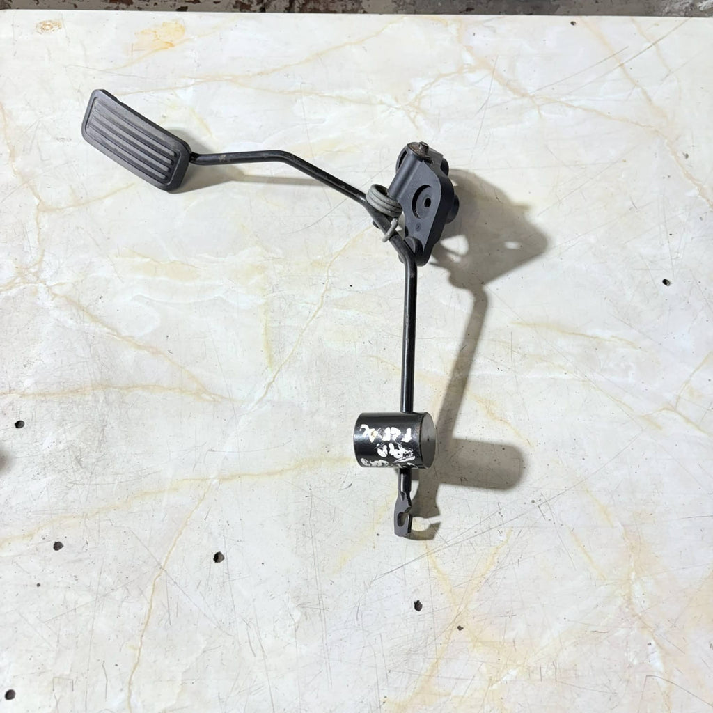 2006 PEUGEOT 107 MK1 1.0 PETROL ACCELERATOR THROTTLE GAS PEDAL 1016193