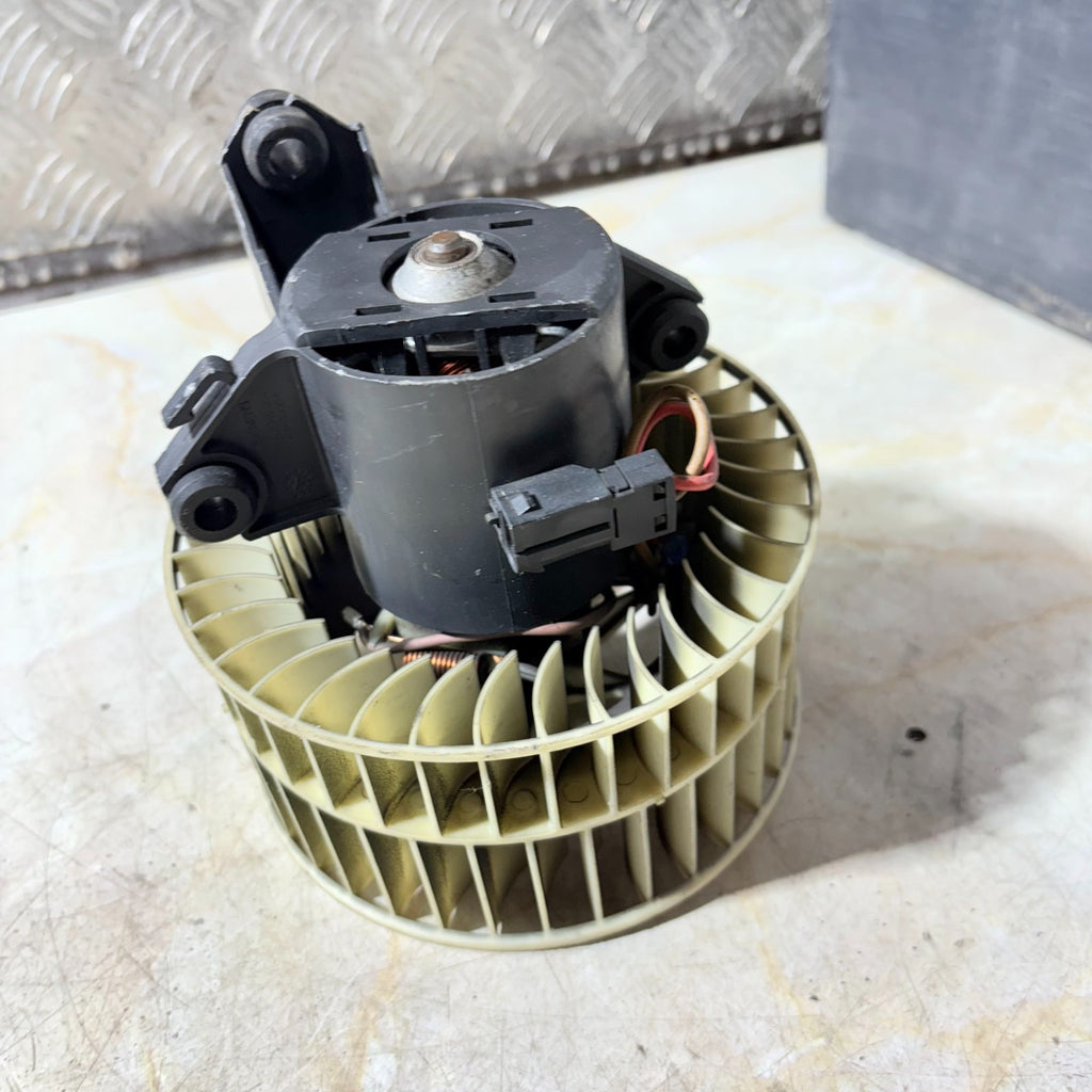 2000 MERCEDES A CLASS HEATER BLOWER MOTOR FAN 14560014