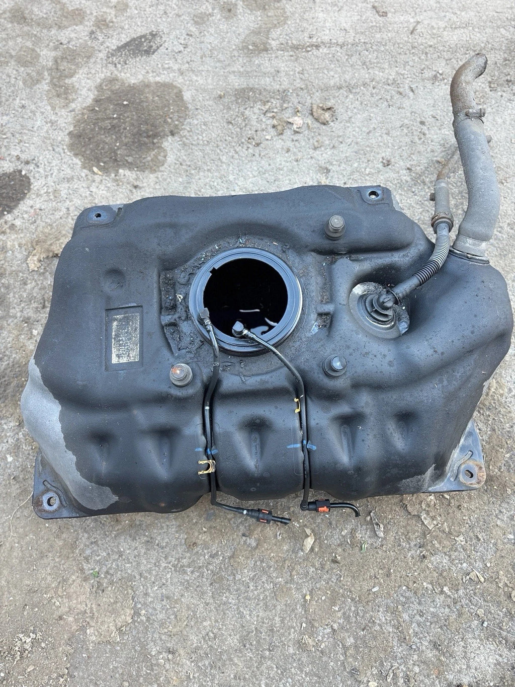 TOYOTA YARIS MK2 FUEL TANK DIESEL D4D TANK 2006-2011
