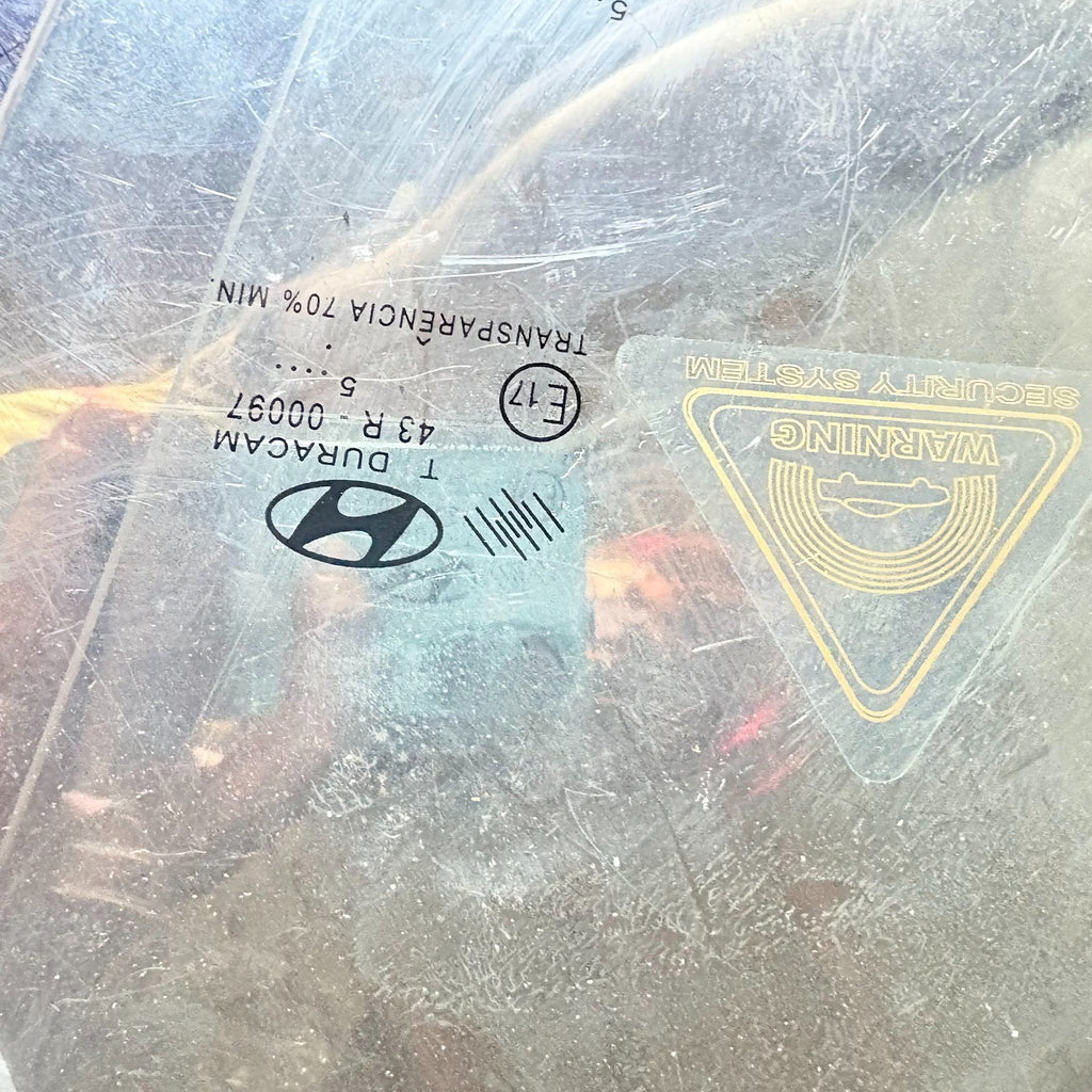 2015 HYUNDAI I10 5 Door Passengers Left Front Door Window Glass