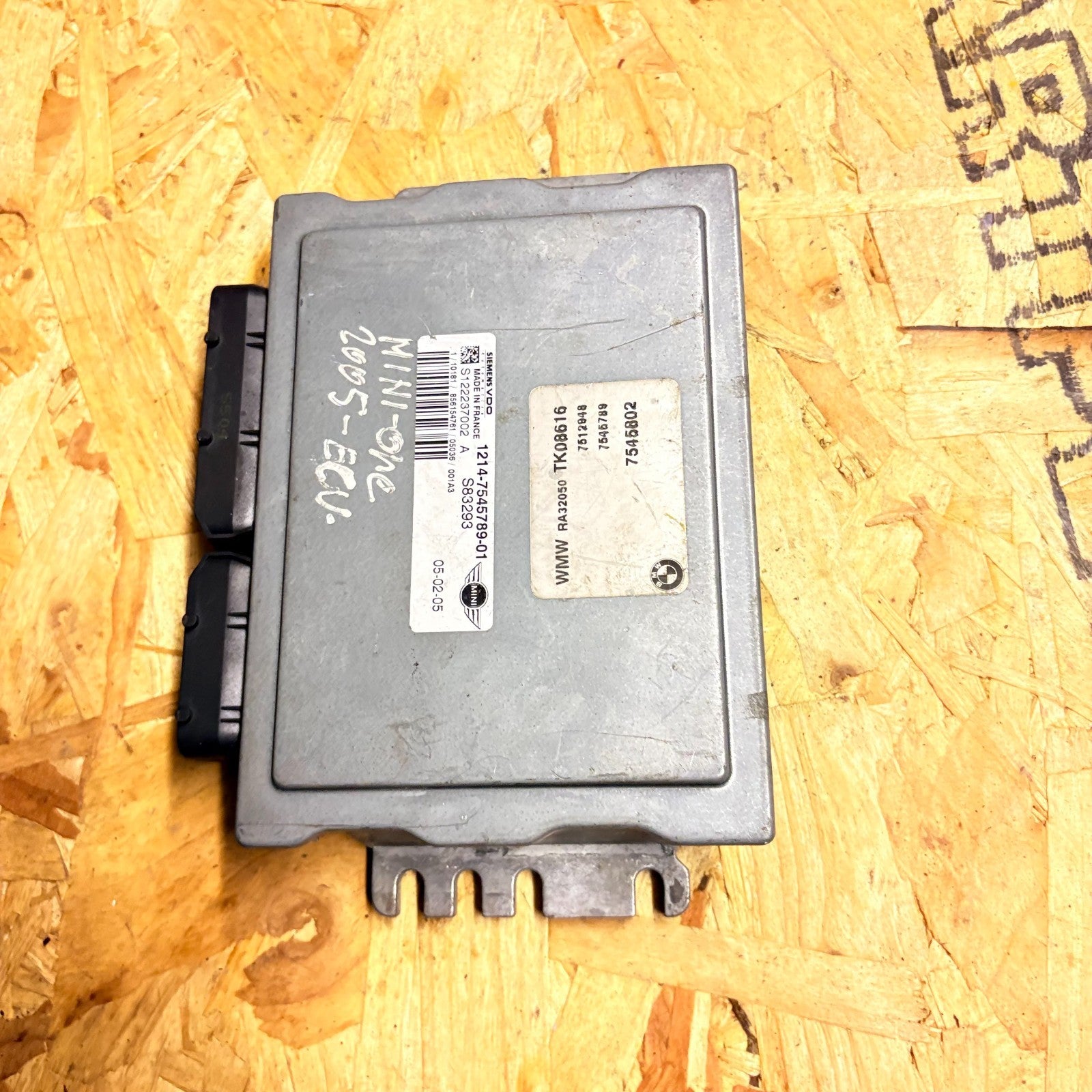 MINI ONE 2001-2008 ENGINE CONTROL UNIT ECU 1214-7545789-01