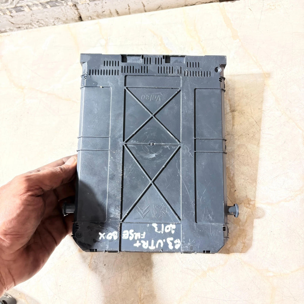 CITROEN C3 ULTRA + 2013 BSM BODY CONTROL MODULE 9666952280