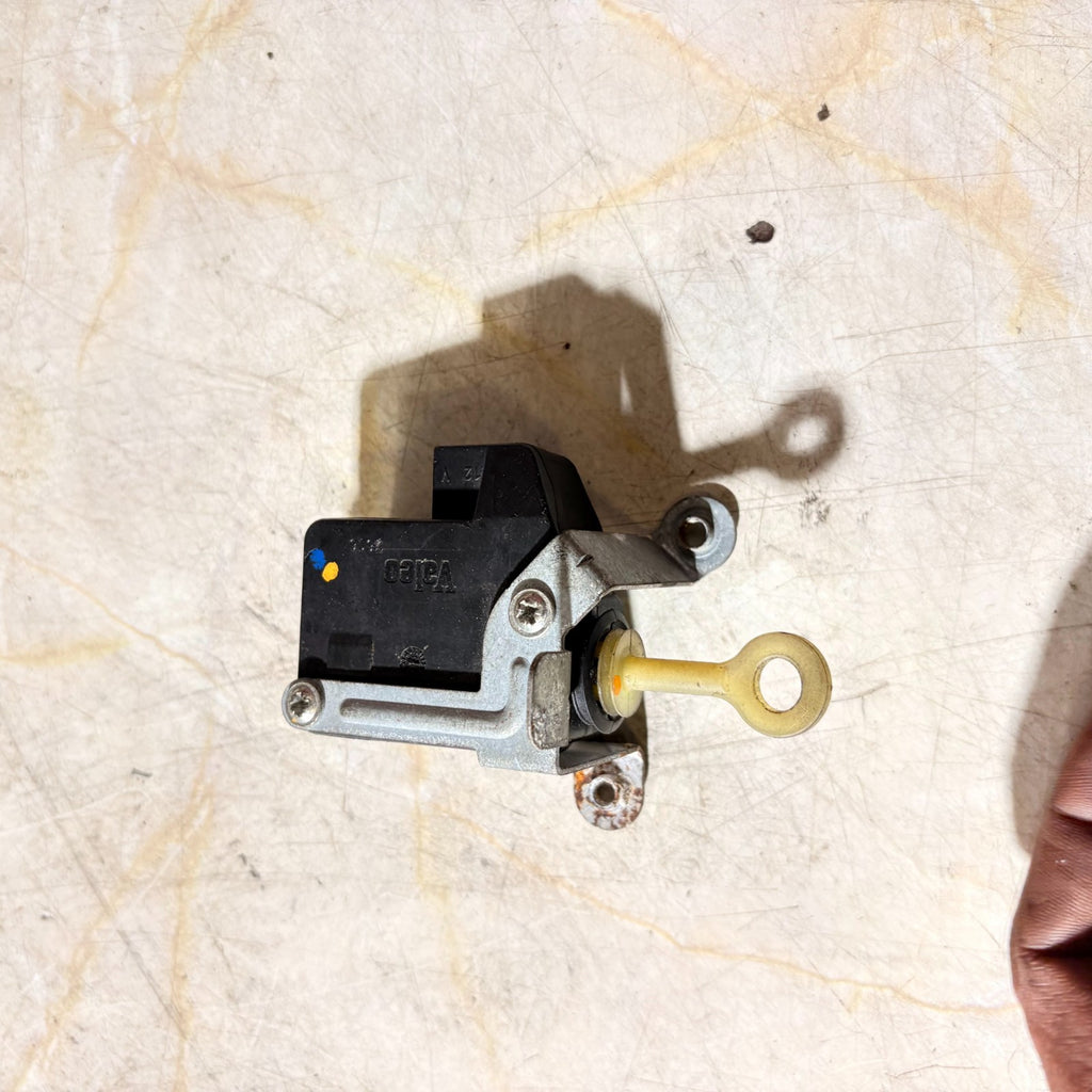 Peugeot 107 5-Door Rear Trunk Lid Actuator Motor 2005-2014