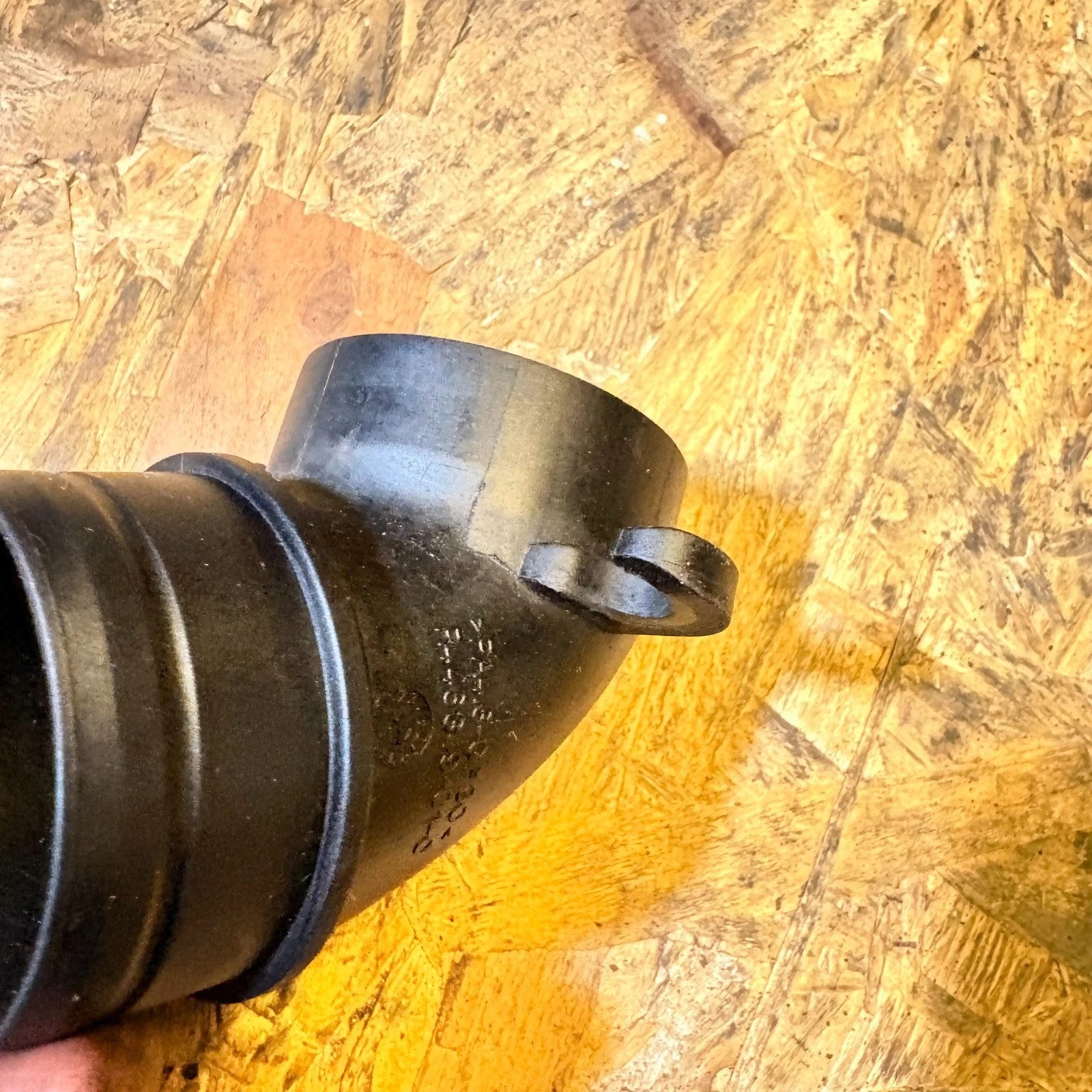 22-24 VW POLO GTI 2G 2.0 AIR CONNECTION PIPE 6RO129635