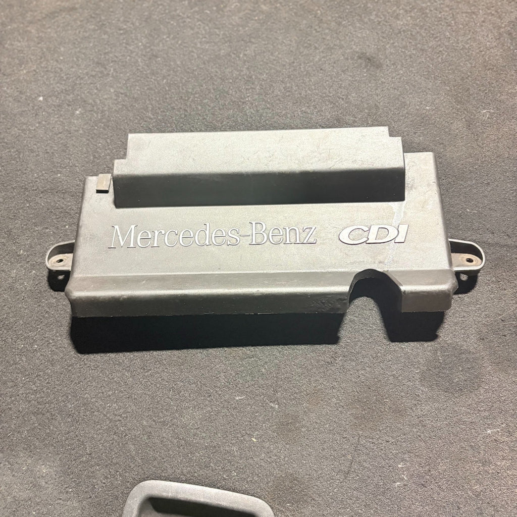 Mercedes-Benz Vito W638 1996-2003 Top Engine Cover Trim A6385240228