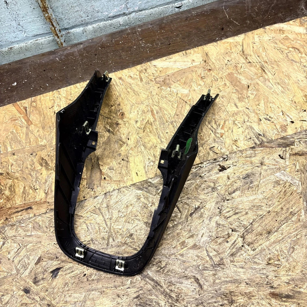 Vauxhall/Opel Mokka Mokka X 2012-2019 Gear Surround Centre Console Trim AVF43554