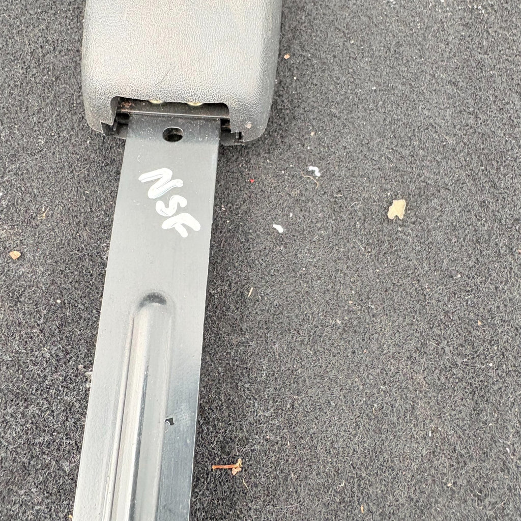 SUZUKI SWIFT FRONT PASSENGER SEAT BELT STALK BUCKLE E034501