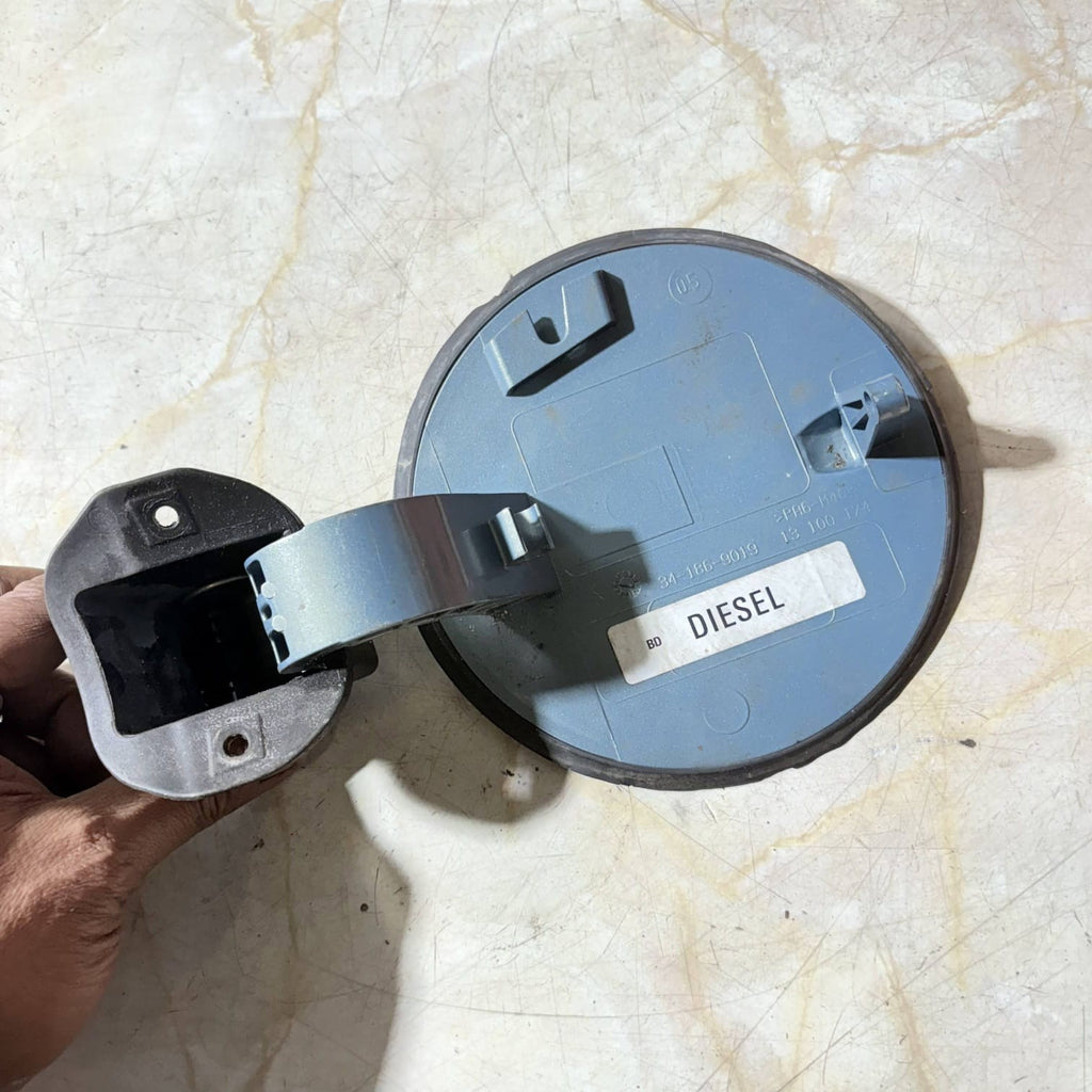 13100174 fuel cap tank flap 34-186-9019 Opel Vectra DE360612-65