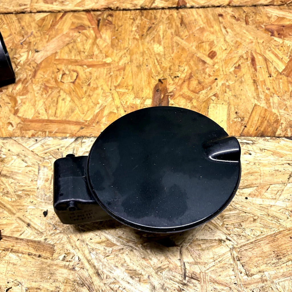 Skoda Roomster 5J Diesel Fuel Filler Flap Cover LA7W Black 2006-2015 5J7809857A