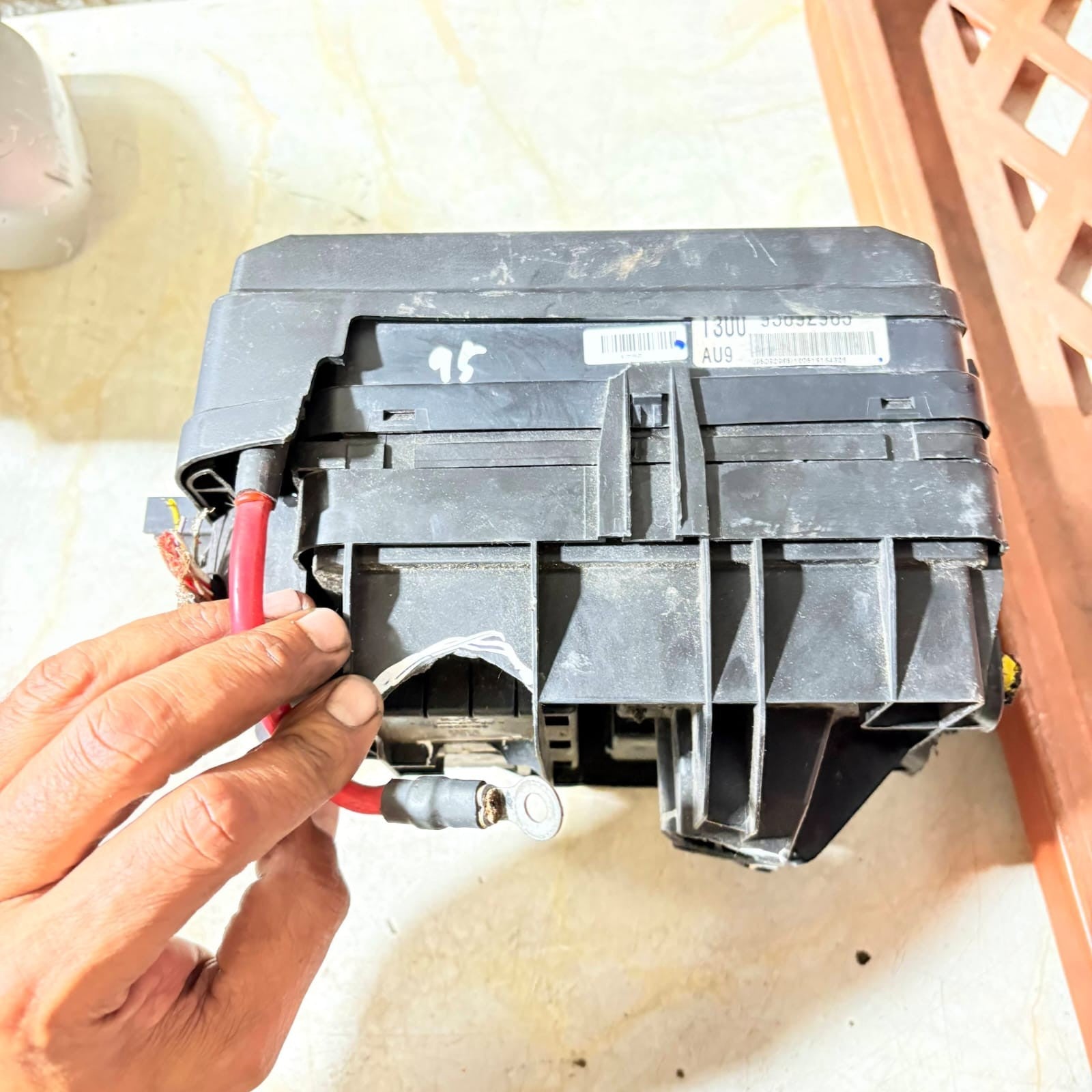 Chevrolet Aveo Mk2 T300 2011-2015 Under Bonnet Fuse Box 95462806