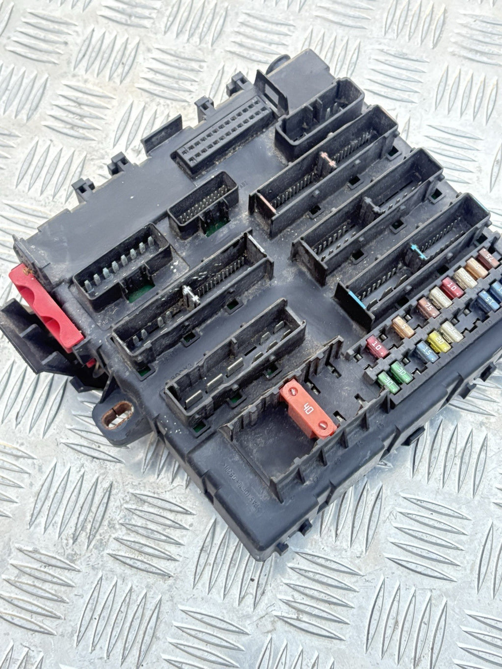 Vauxhall Vectra C 02-08/Signum 03-08 Boot Fuse Box BCM REC AP6 132405774FP