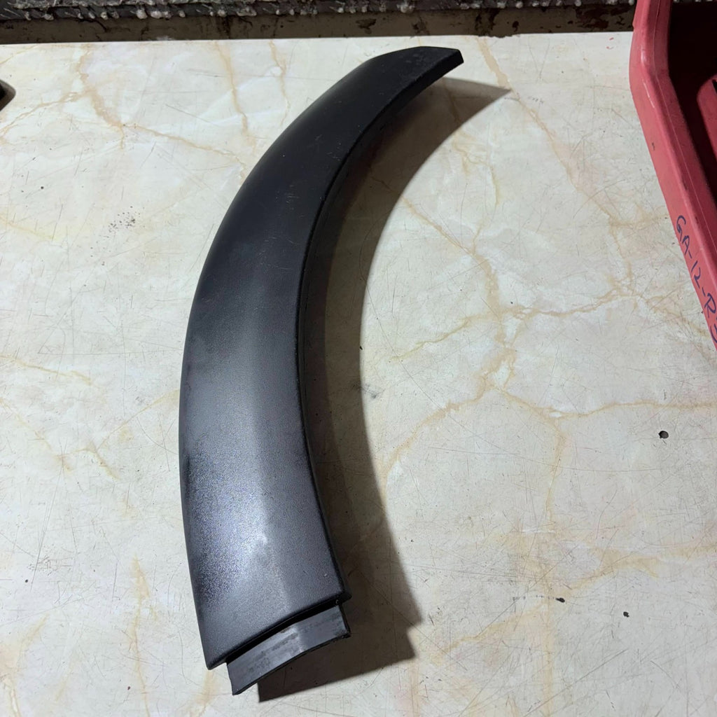 MINI Coupe 20006 O/S/F Drivers Front Wheel Arch Trim for 1505864