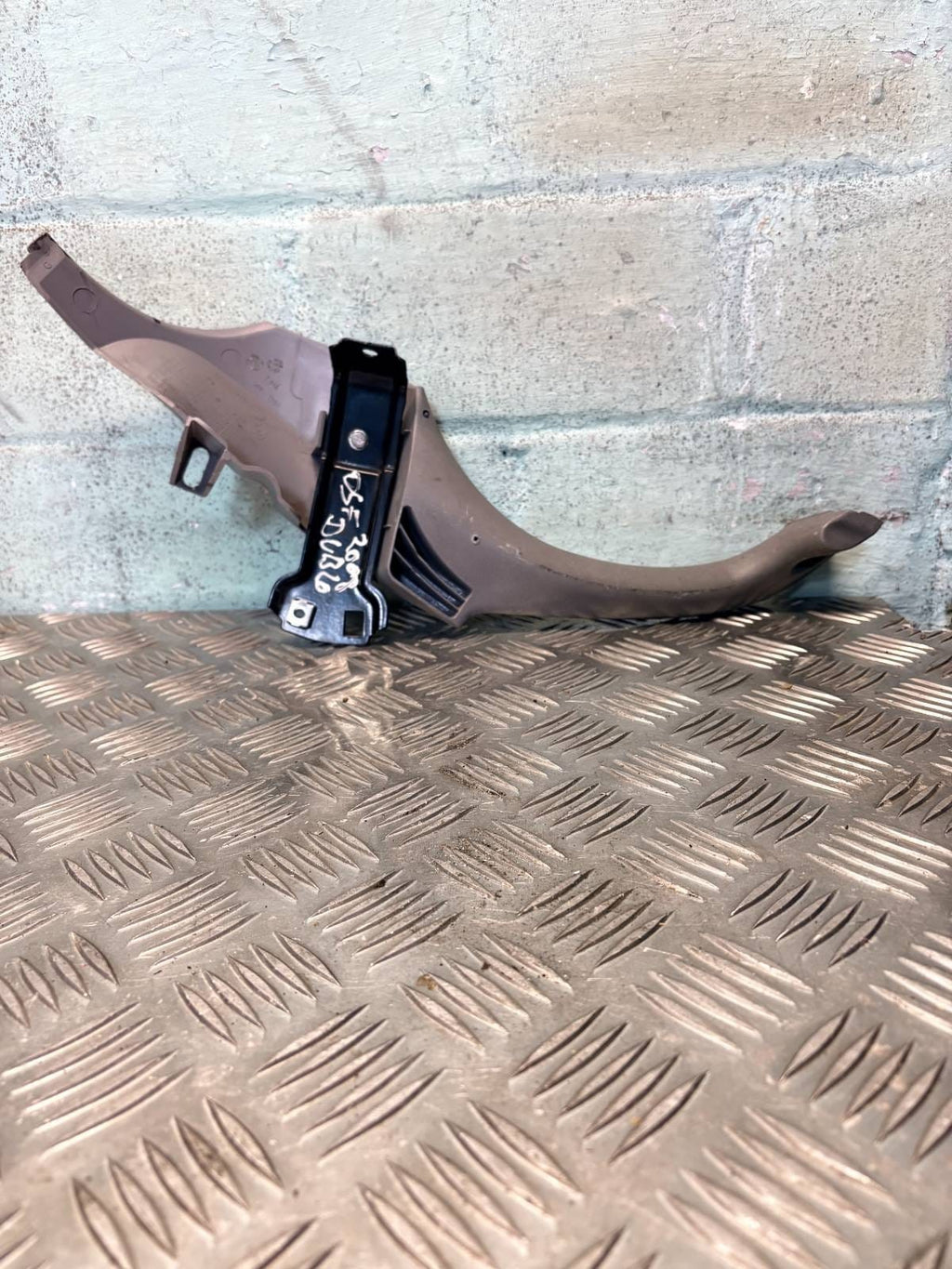 Fiat Doblo 08 OSF hand roof grab rail