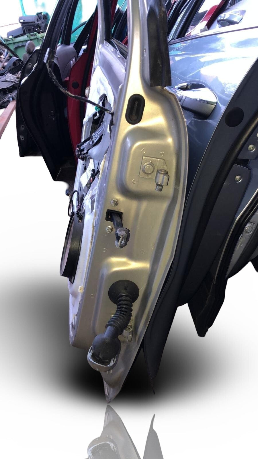 2012 CHRYSLER YPSILON 5 Door Hatchback Left Passenger Front Door
