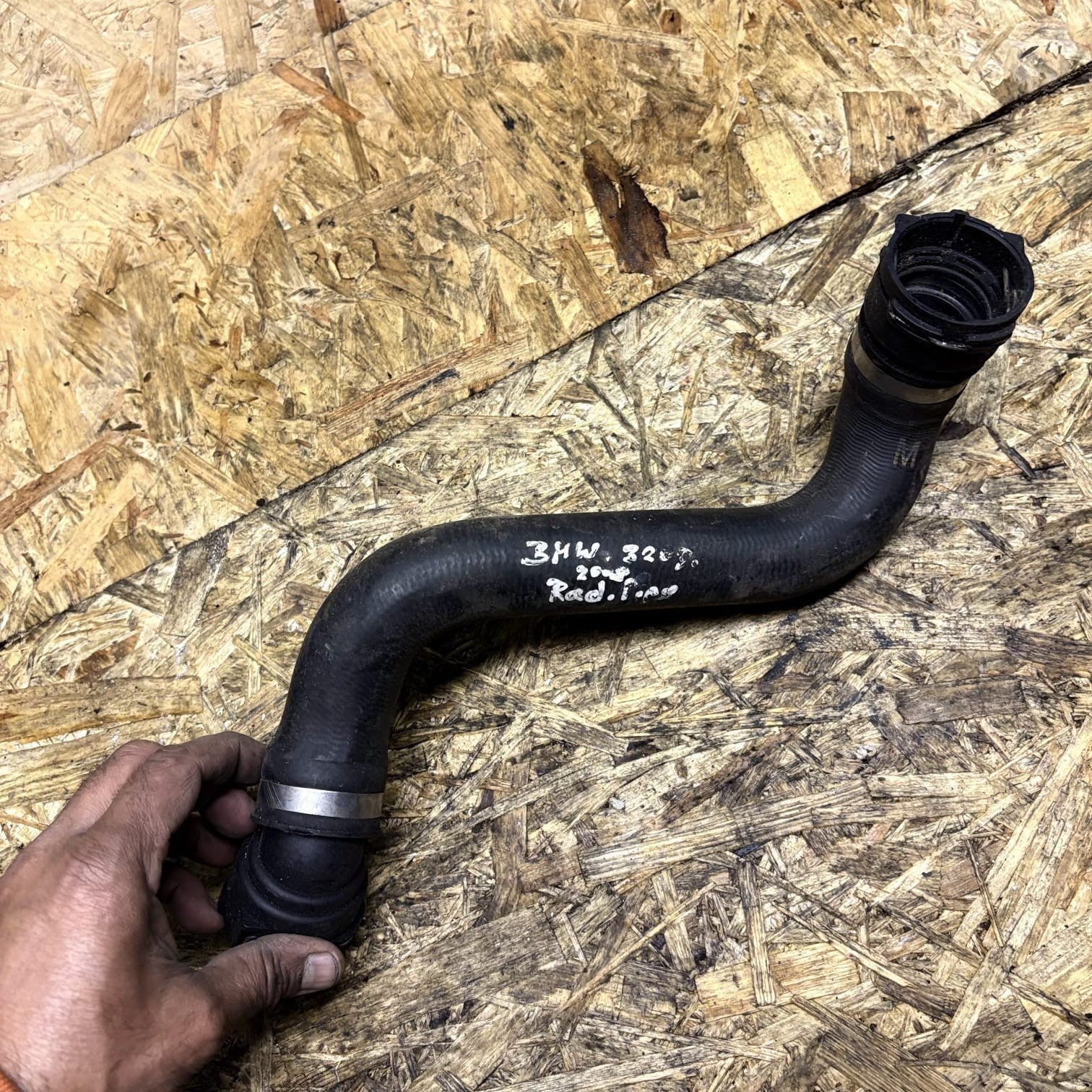 BMW F10 F11 520d N47 Front Engine Coolant Water Pipe Hose 8514244 2009-17