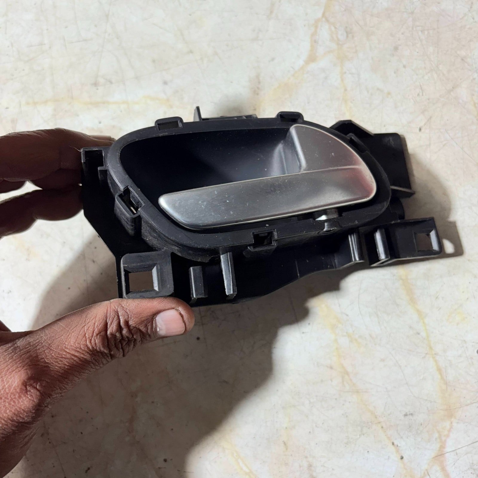 CITROEN DS3 C3 INTERIOR DOOR HANDLE FRONT RIGHT DRIVERS SIDE 2009-16 9683446577