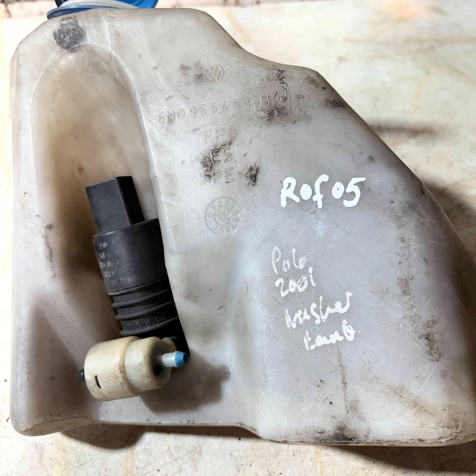 VW Polo MK3 6N1 6N2 1994-2002 Windscreen Washer Bottle Tank Reservoir 6N0955453