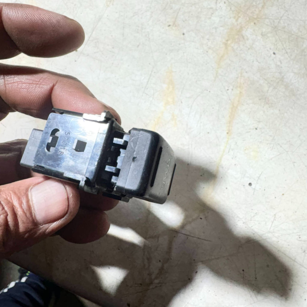 Nissan Murano Z50 2003?2007 Diff Lock 4WD Control Switch