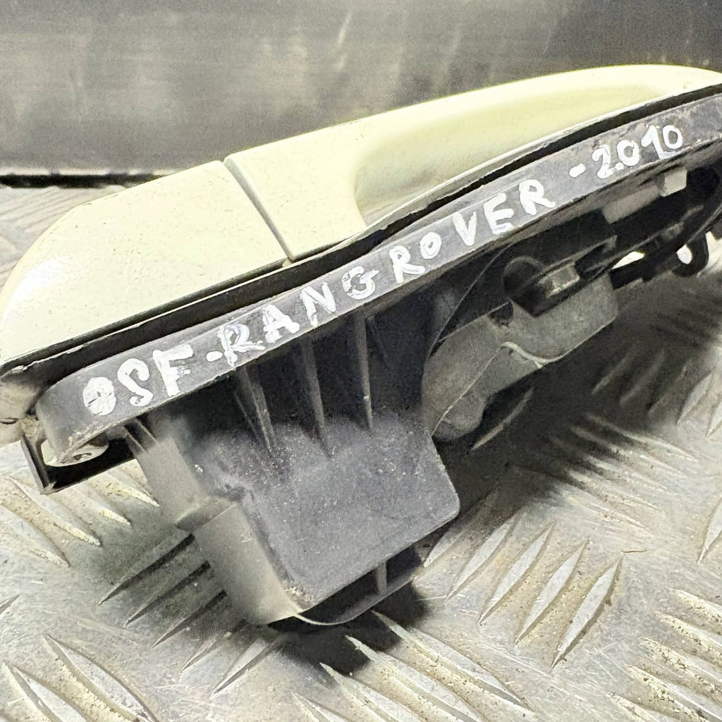 2010 Land Rover Range Rover Door Exterior Handle SUV 4/5dr 7042488 Driver Front