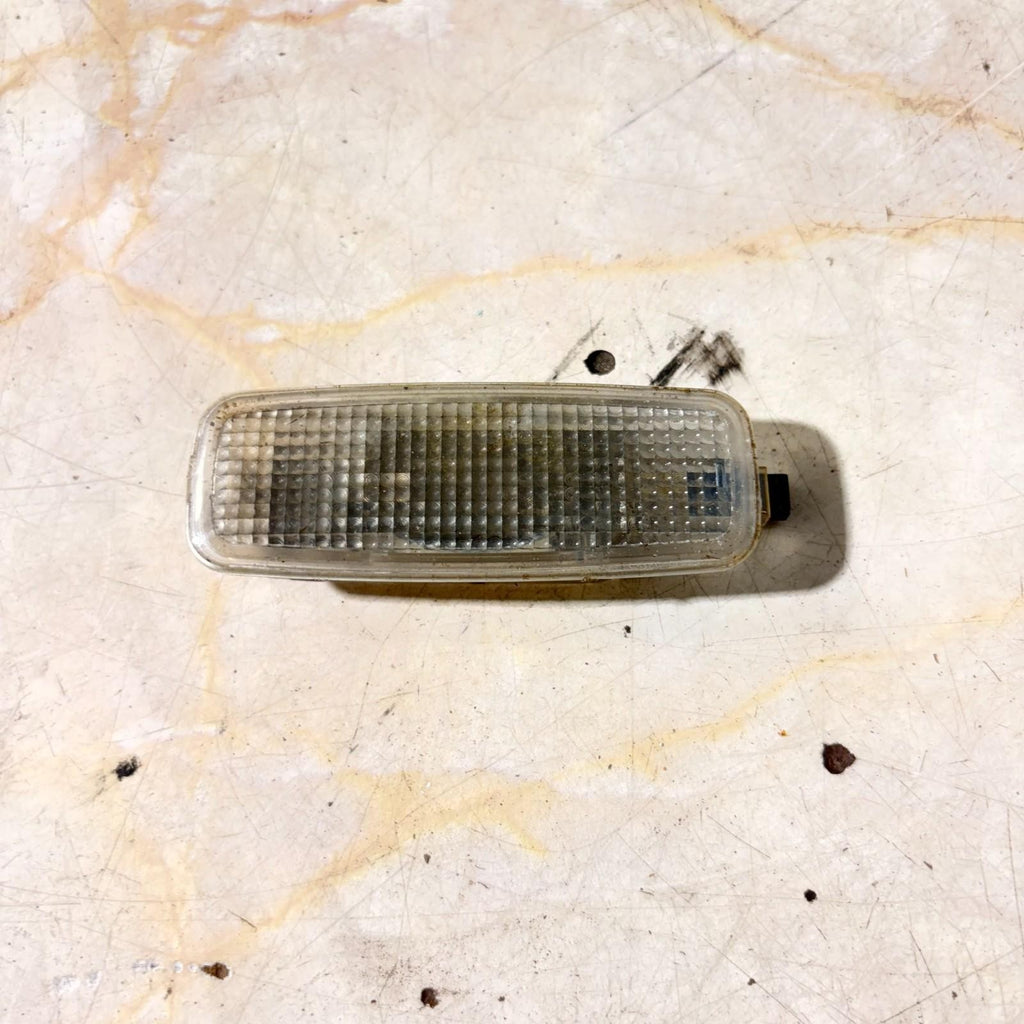 Audi A6 C5 1998-2004 allroad 2001-2005 Sun Visor Light 8L0947105A