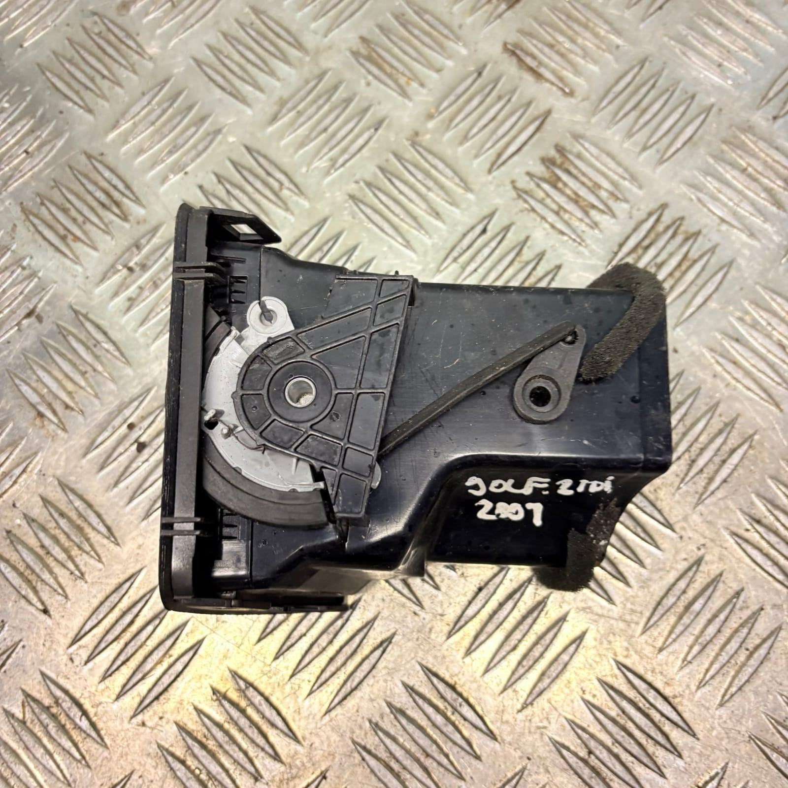 VW JETTA 2007 PASSENGER LEFT OUTER HEATER DASH AIR VENT NSF 1K0819709