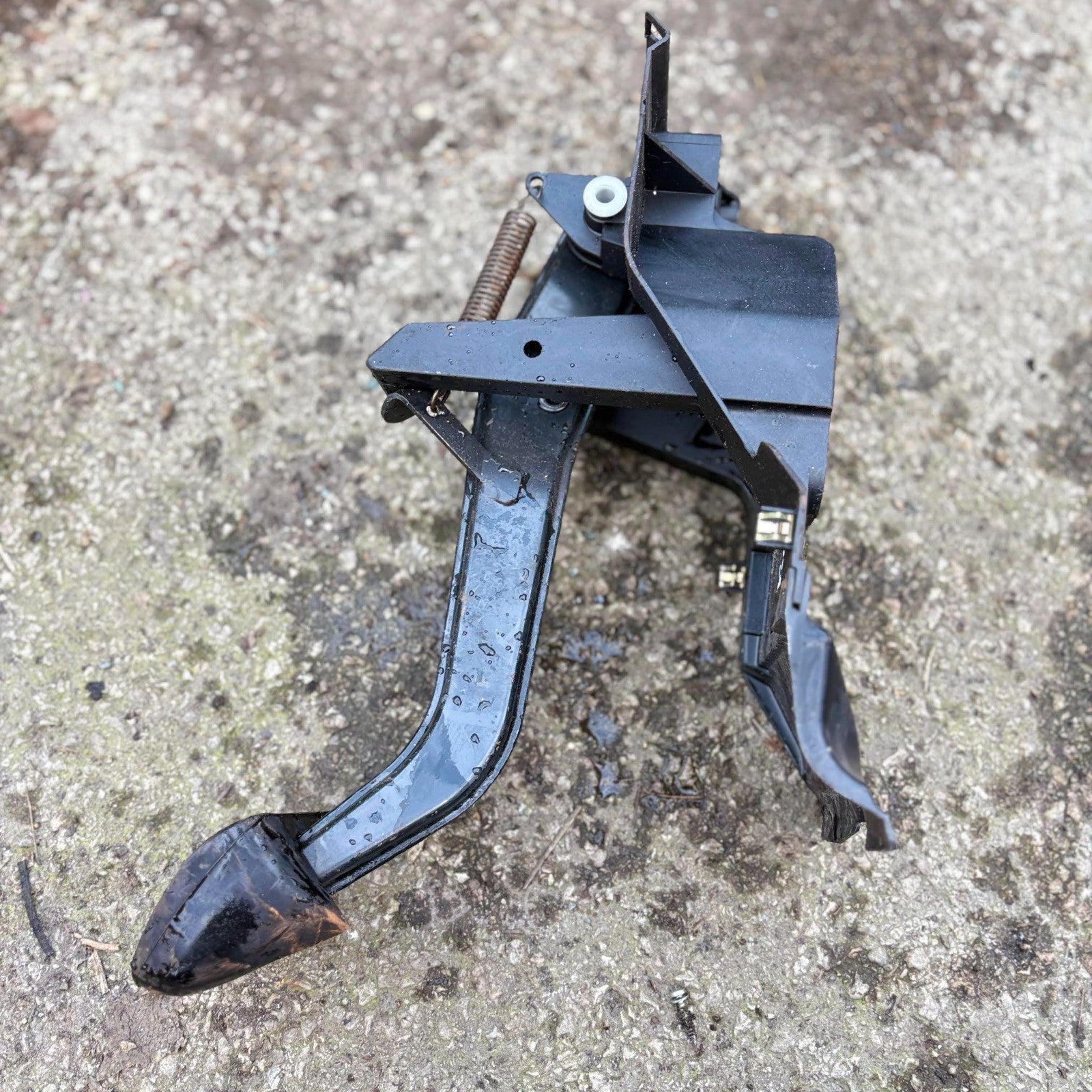 FOR MERCEDES C-CLASS W203 2000-2007 AUTOMATIC BRAKE PEDAL A2036891008