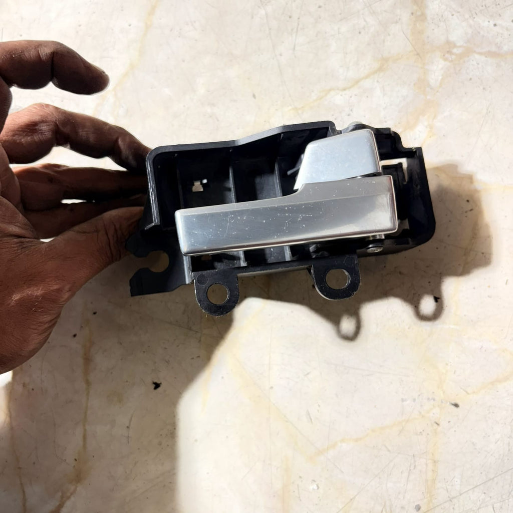 FORD FOCUS MK2 2012 OS INTERIOR DOOR HANDLE-DRIVER FRONT 3M51R22600 OSF
