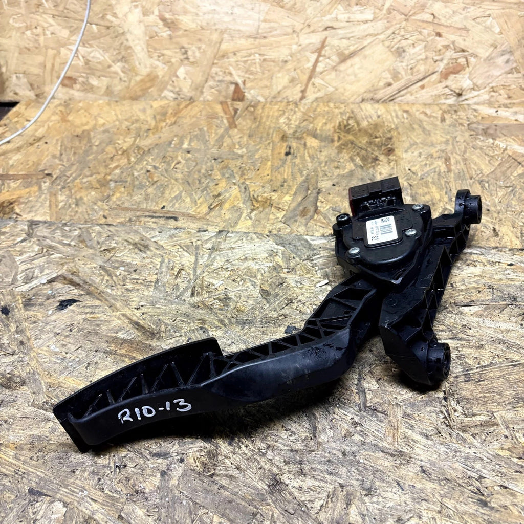 Kia Rio 2012 2013 2014 2015 2016 2017 Accelerator Throttle Pedal 32700-1RXXX