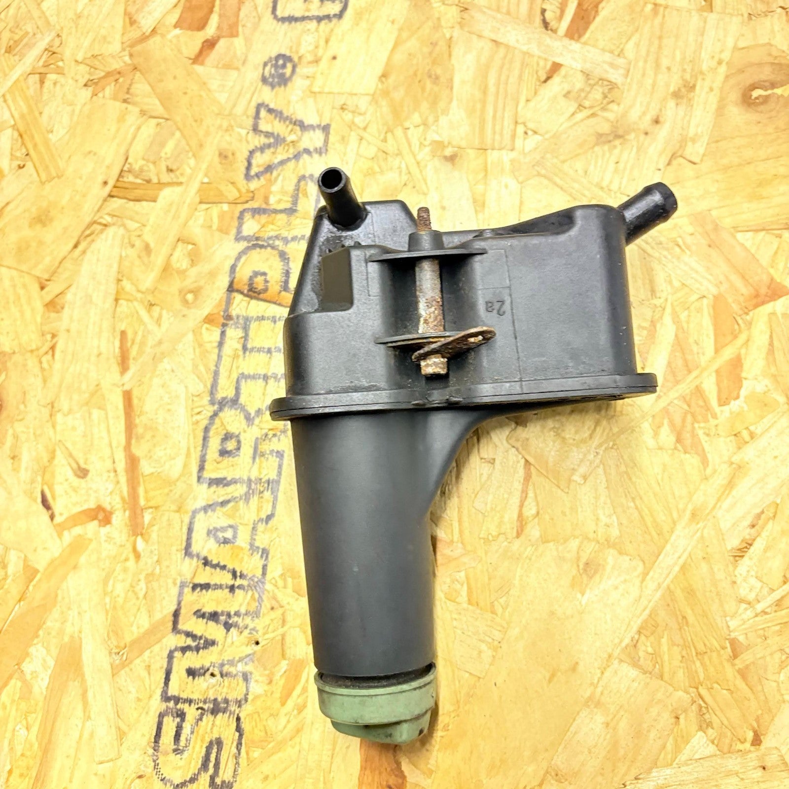 VW LT35 LT46 2D Power Steering Fluid Reservoir Tank 2D0422371 1997-2007