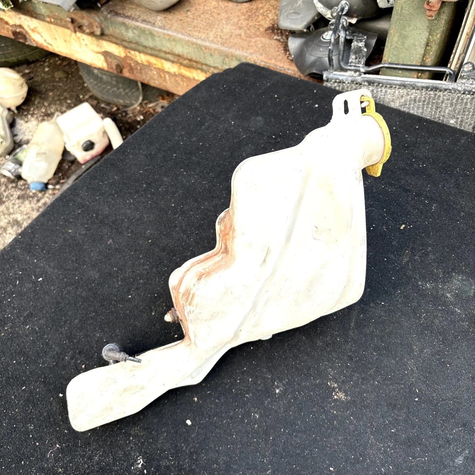 JEEP COMPASS MK1 MK49 2006 WINDSCEEN WASHER TANK BOTTLE WITH PUMP