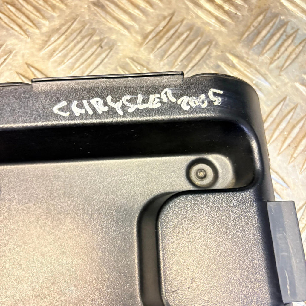 Chrysler Crossfire 04-08 Console Armrest Lid Cover Black Silver YB22XDVAA