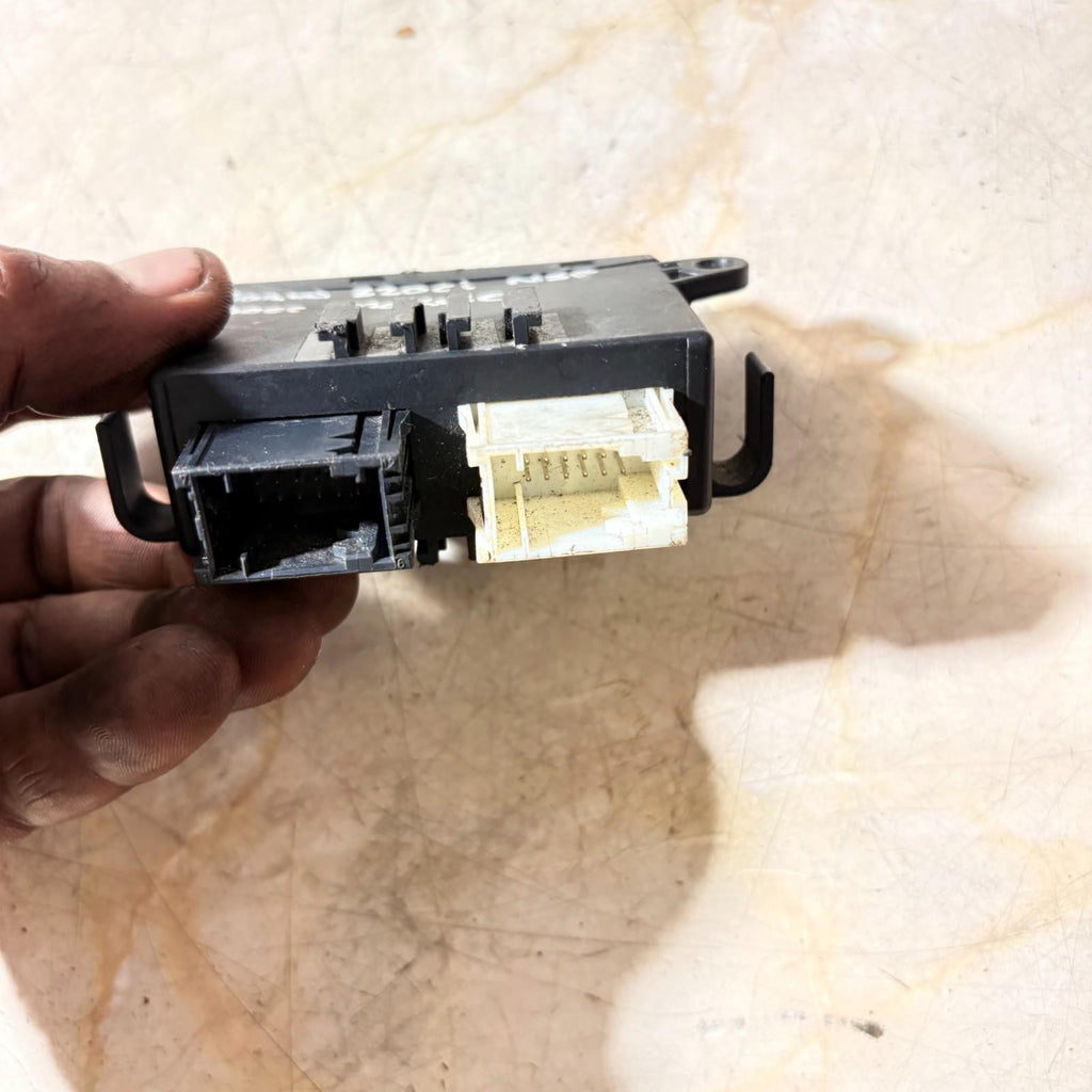 BMW 320Ci 99-06 E46 LEFT FRONT WING MIRROR MEMORY MODULE 61316913364