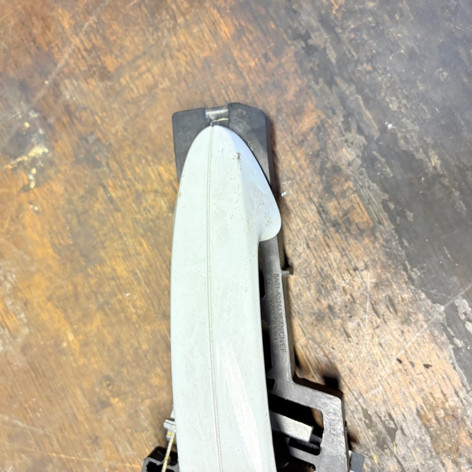 8A61A224A36AM Driver Rear Outer Lever for FORD FIESTA (CNN) Trend 2015 9066446