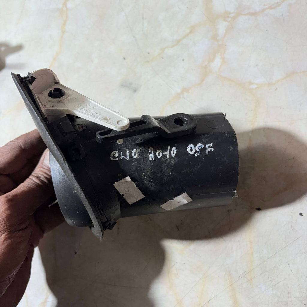 RENAULT CLIO MK3 2010 DASH AIR VENT (DRIVERS SIDE)