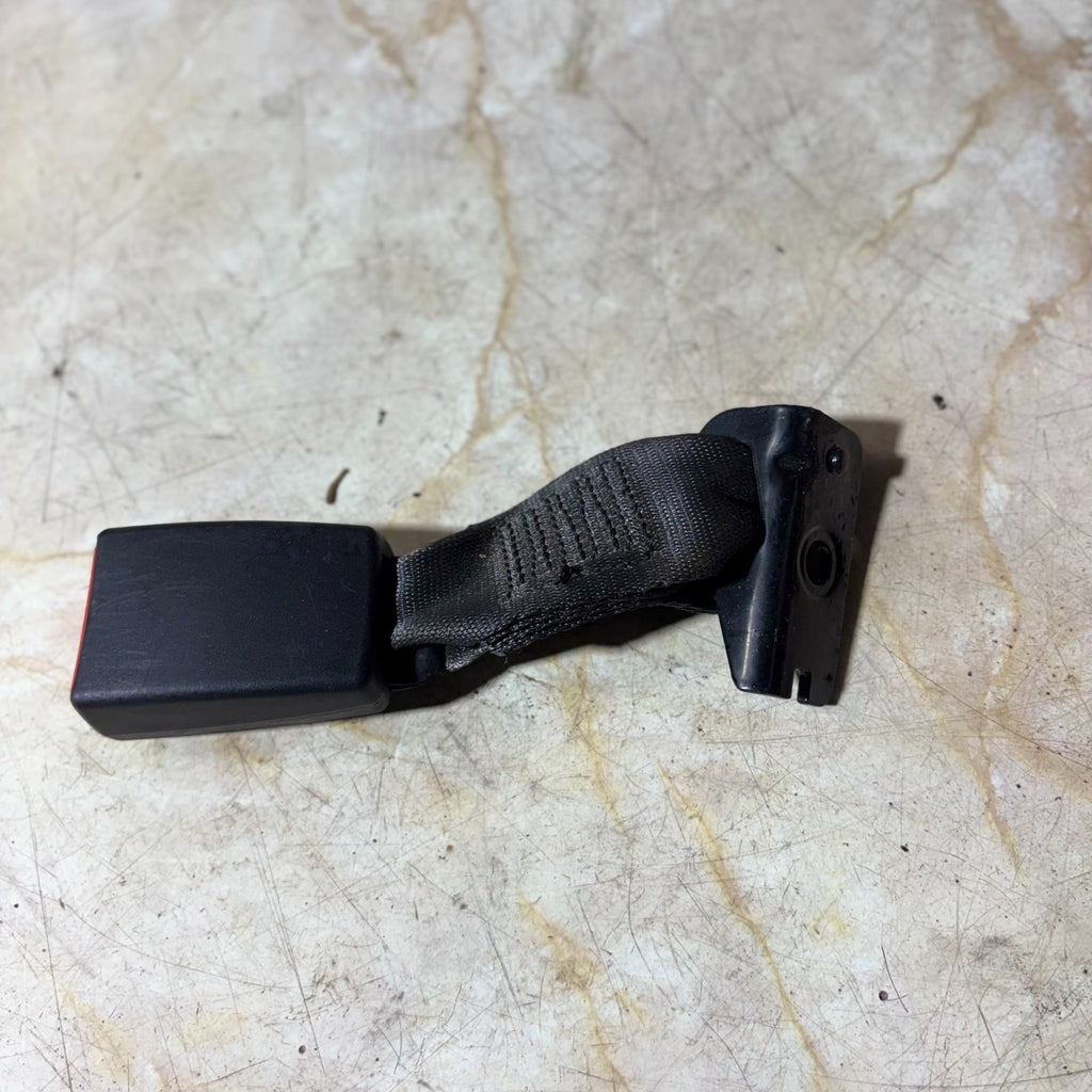 FIAT 500 (07-15) OSR SEAT BELT STALK BUCKLE-DRIVER RIGHT REAR 34045524