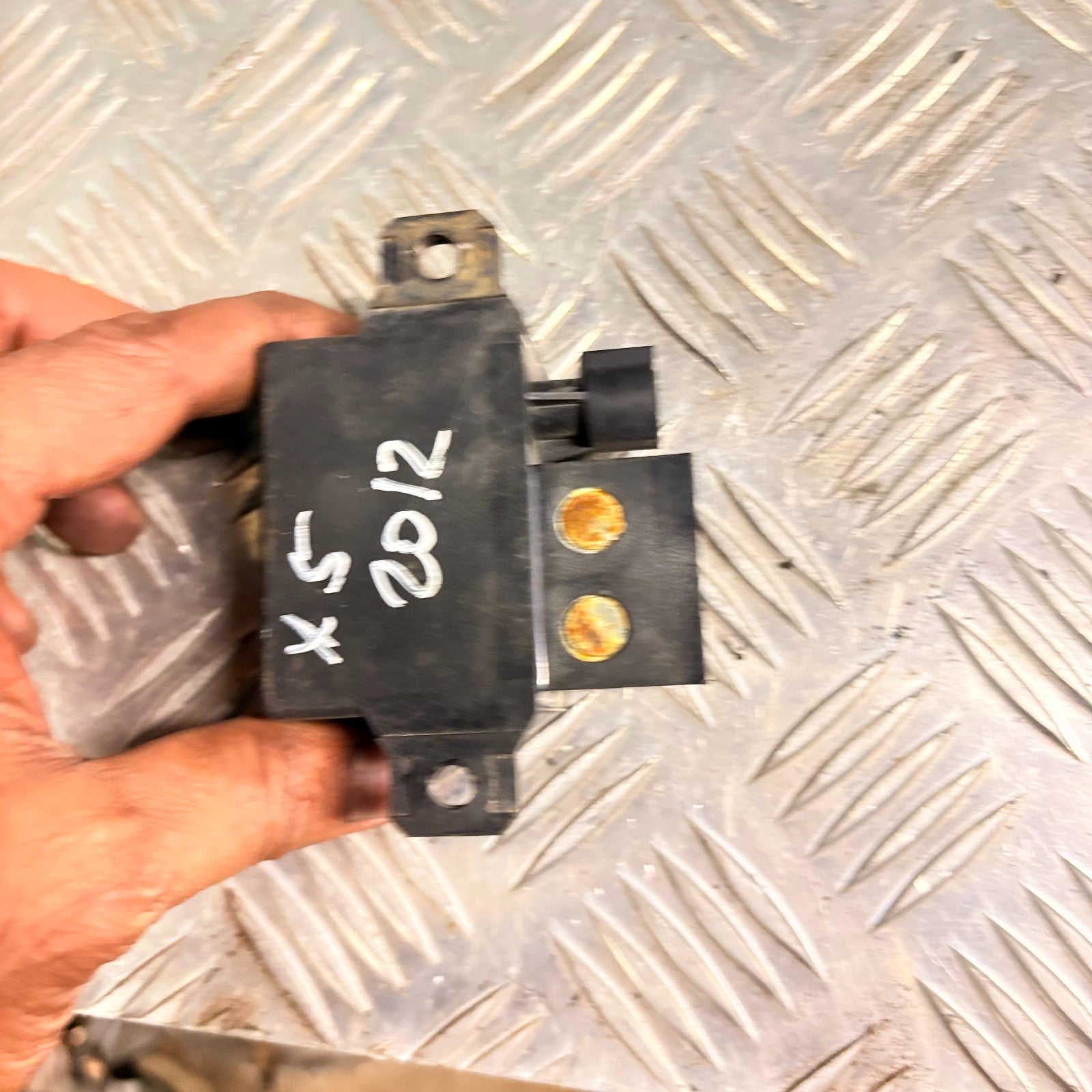 BMW X5 2012 Start Relay Starter Relay 7661503 Starter Engine