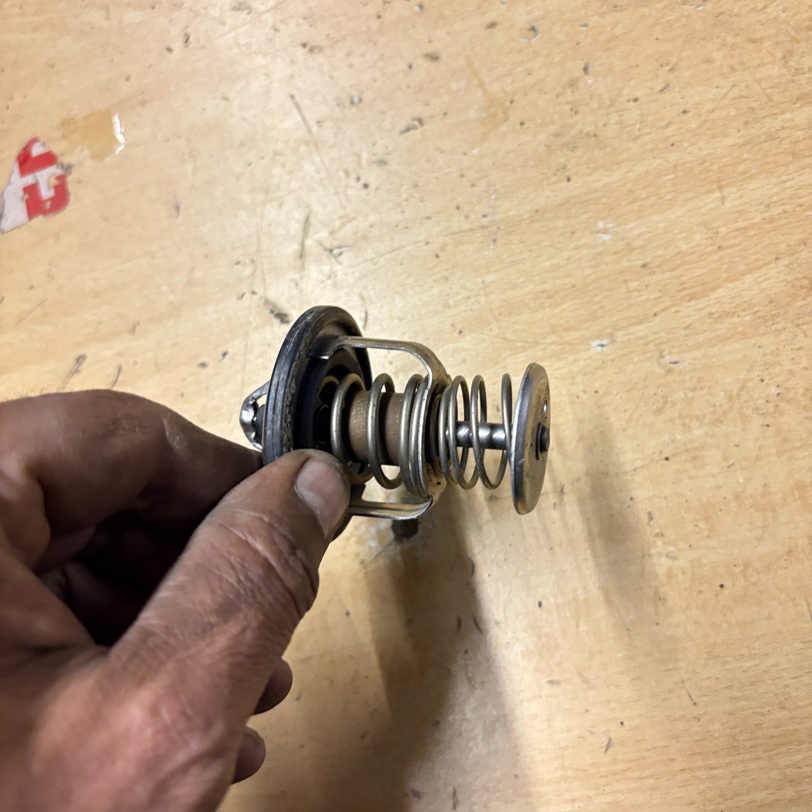TOYOTA ESTIMA HYBRID MK2 2000-2006 Thermostat