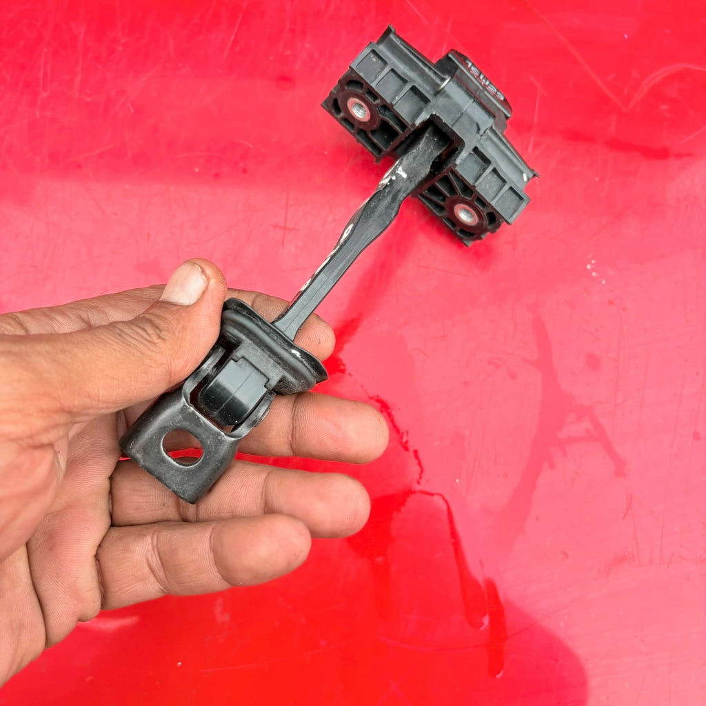 POLO NTY EZC-SK-055 Door Catch for SKOD A225487412800