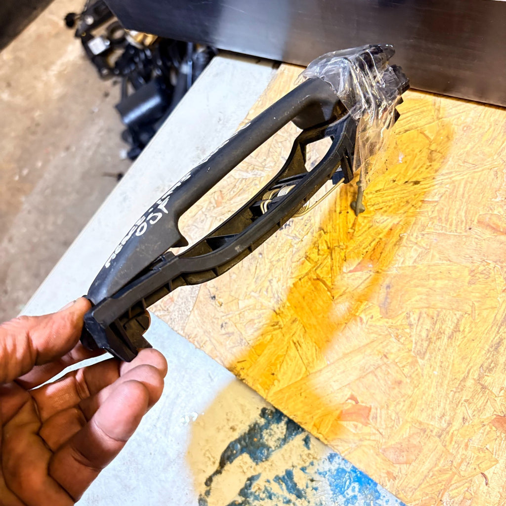 Door Handle Exterior, Front Right Side for Mercedes-Benz 1998