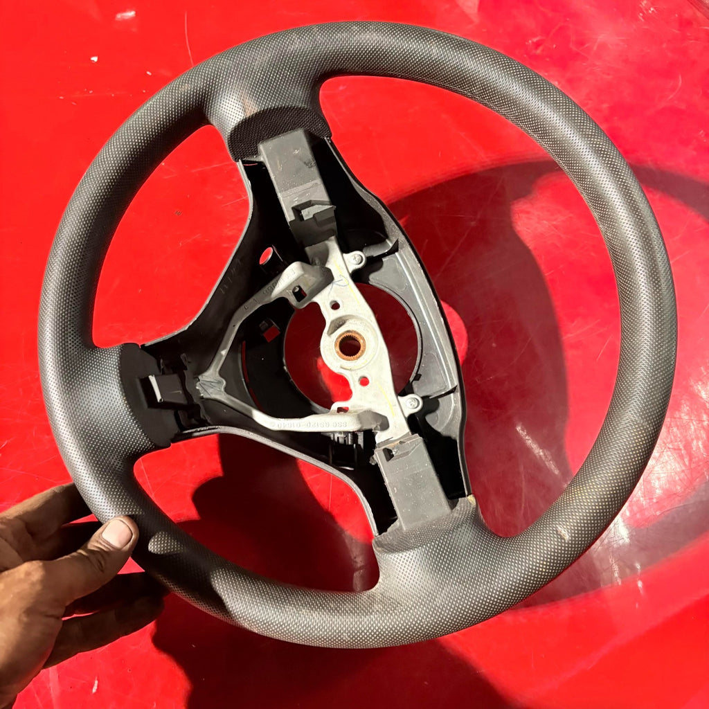 Peugeot 107 Citroen C1 Toyota Aygo Steering Wheel 3 Spoke GS120-01840 2005-2014