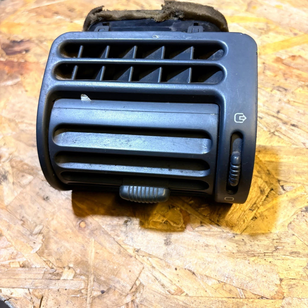 FIAT SCUDO 1995-2007 FRONT DRIVERS SIDE DASHBOARD AIR VENT