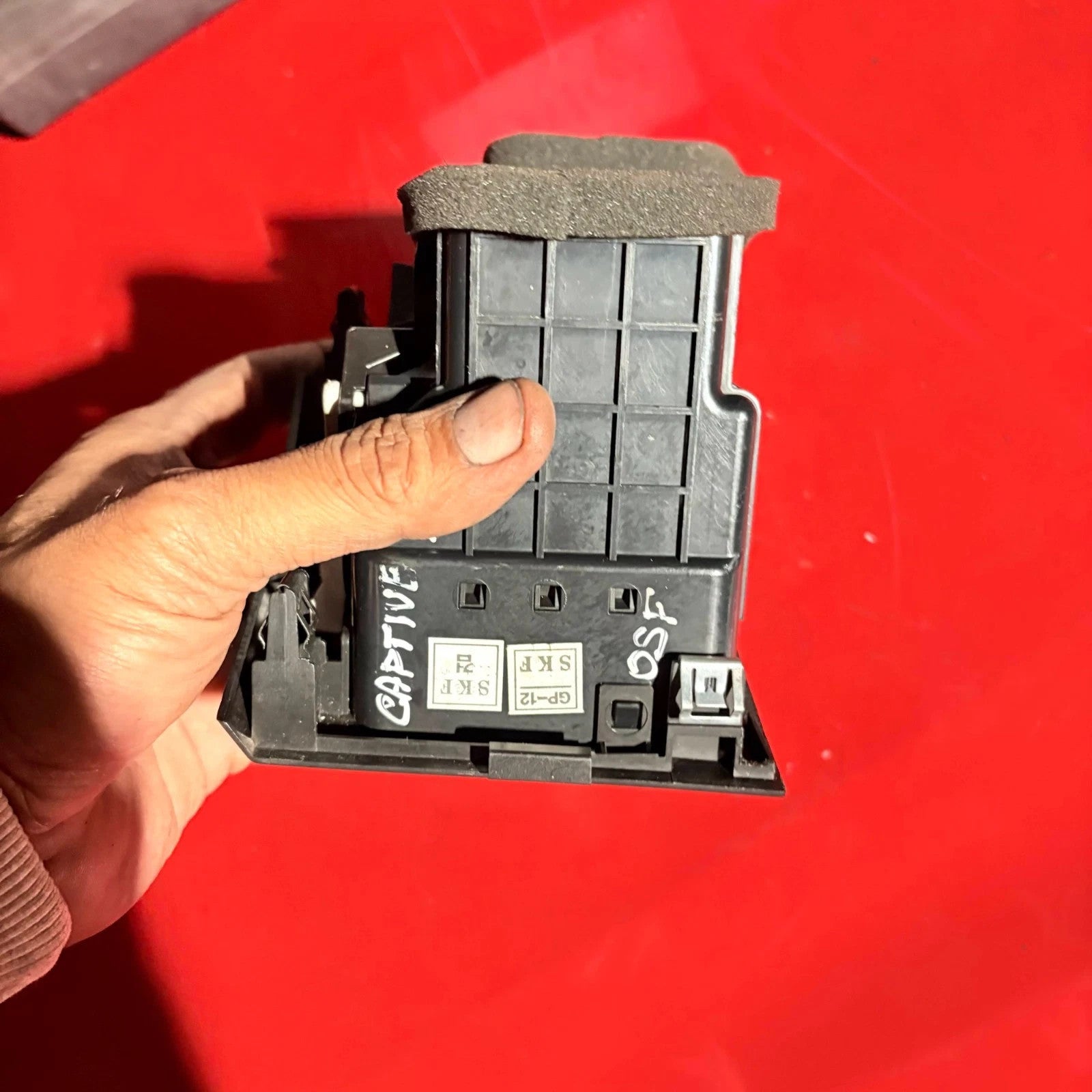 2010 CHEVROLET CAPTIVA DASHBOARD AIR VENT FRONT RIGHT DRIVER SIDE