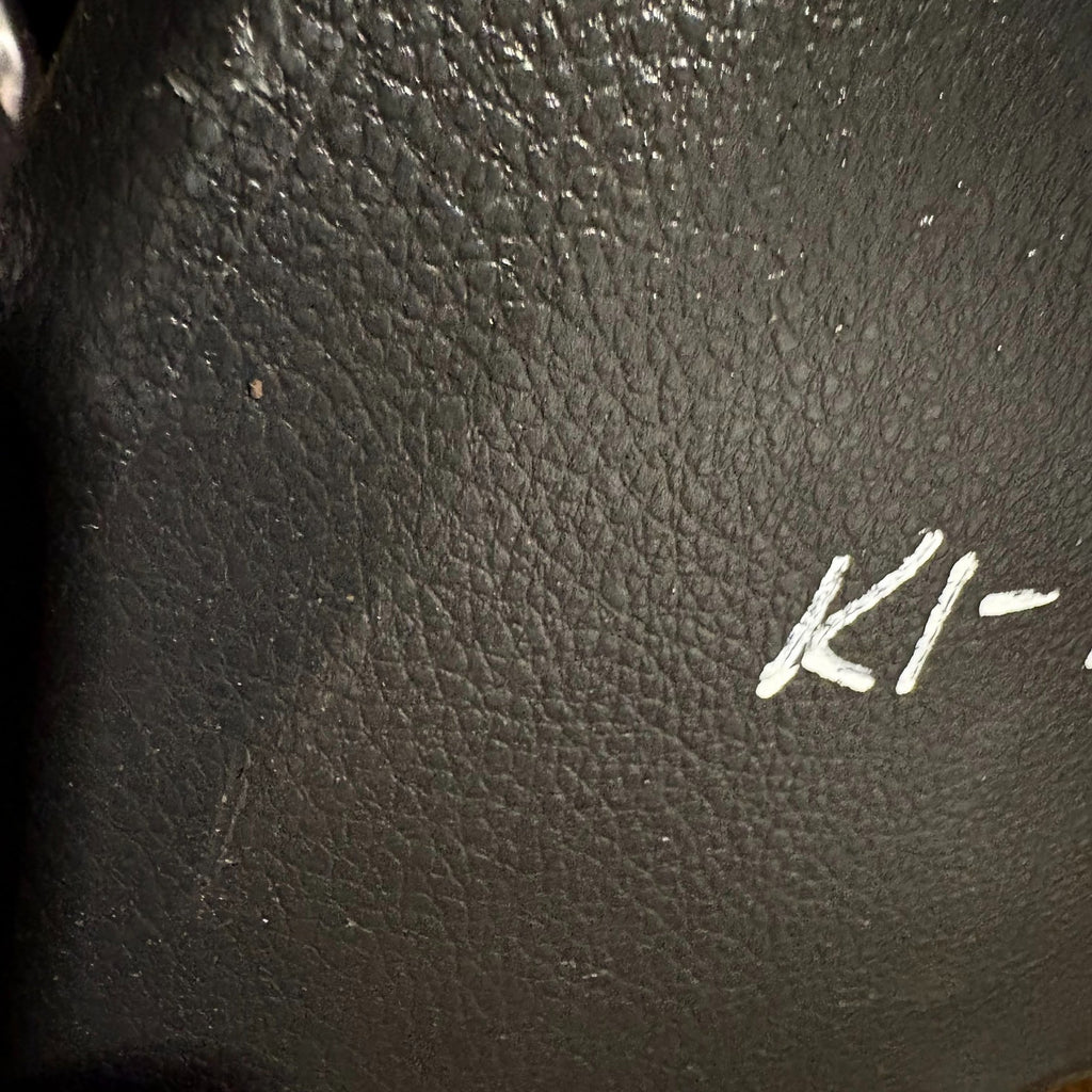 Nissan Murano Z50 2003?2007 CVT Centre Console Leather Armrest with Cup Holders