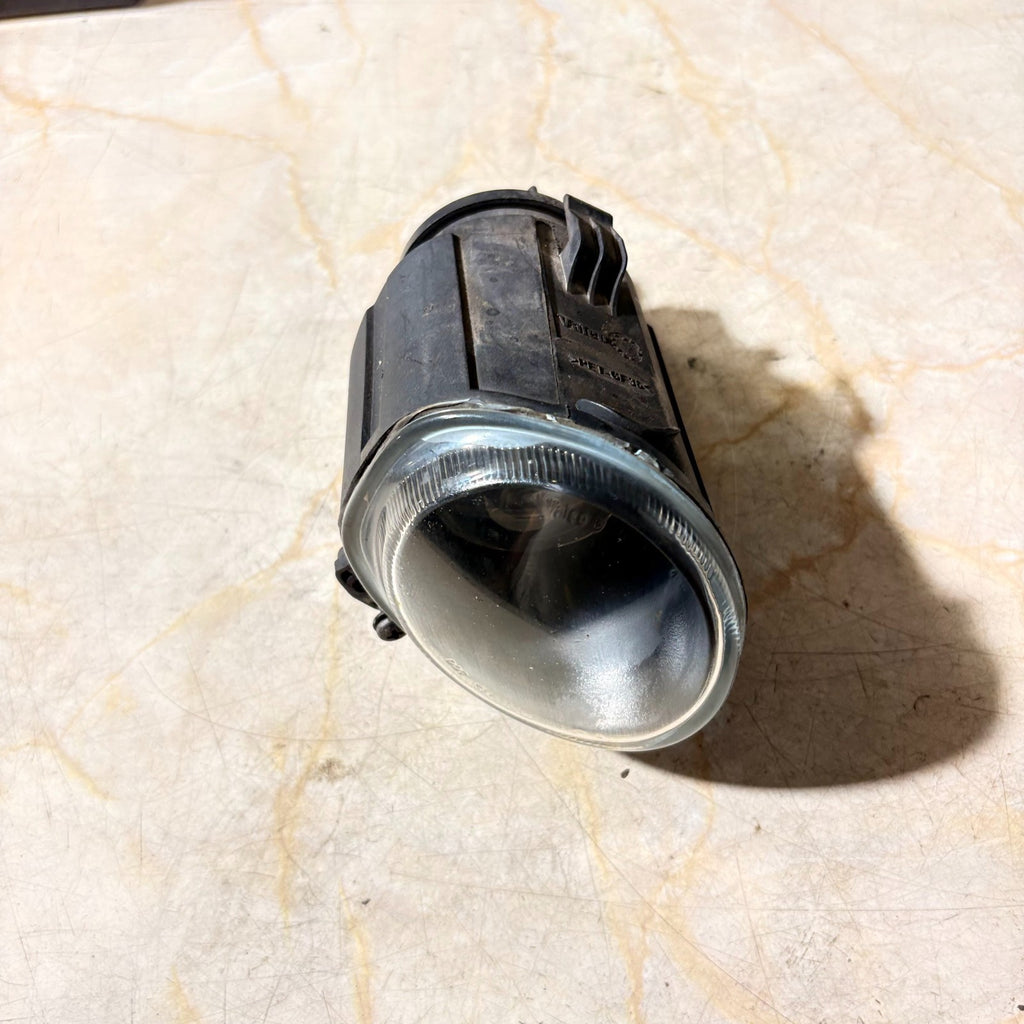1999-2006 BMW X5 5 Door 4x4 DRIVERS SIDE FRONT RIGHT FOG LIGHT