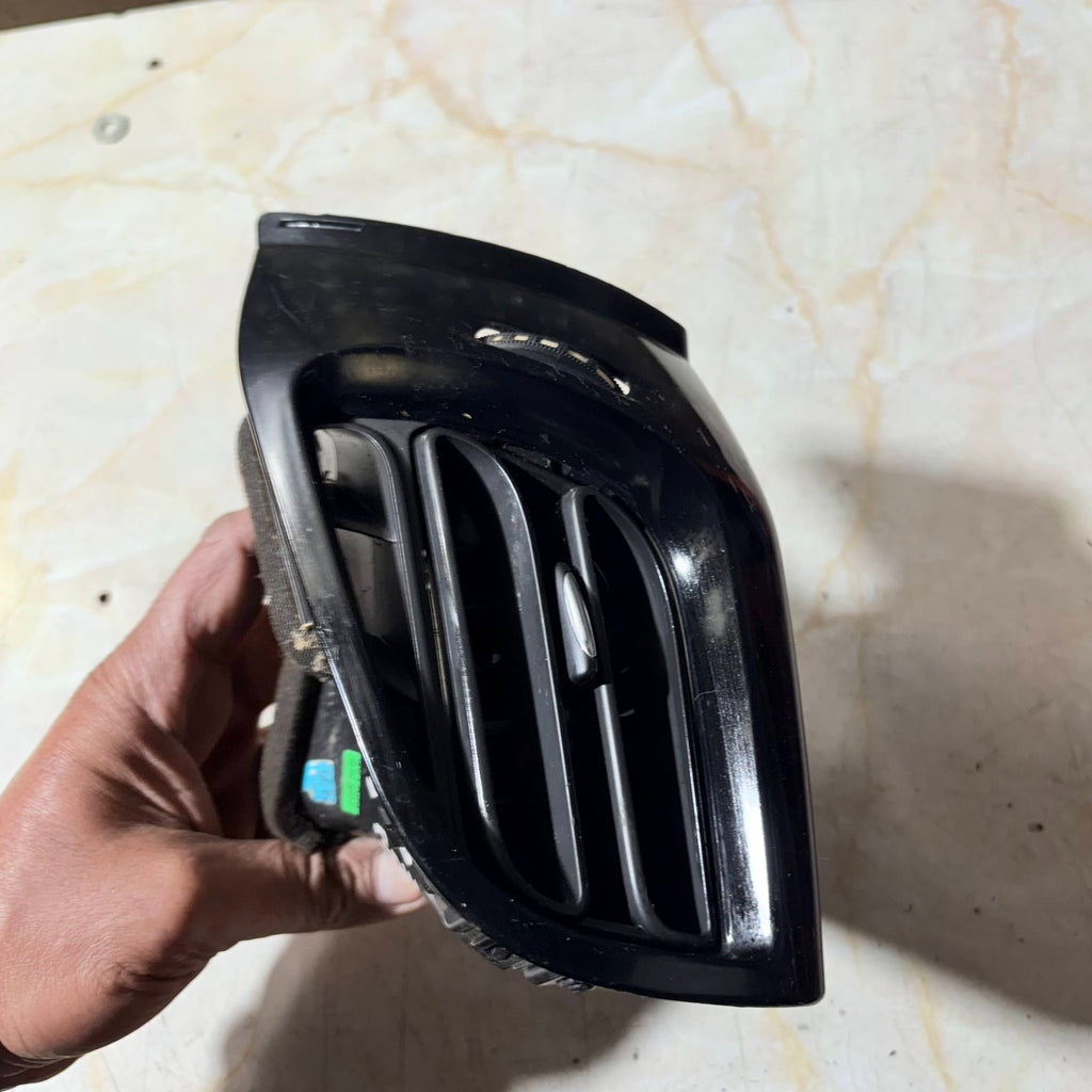 Citroen Ds3 Mk1 2015-2019 Dash Air Vent (n/s Passenger)