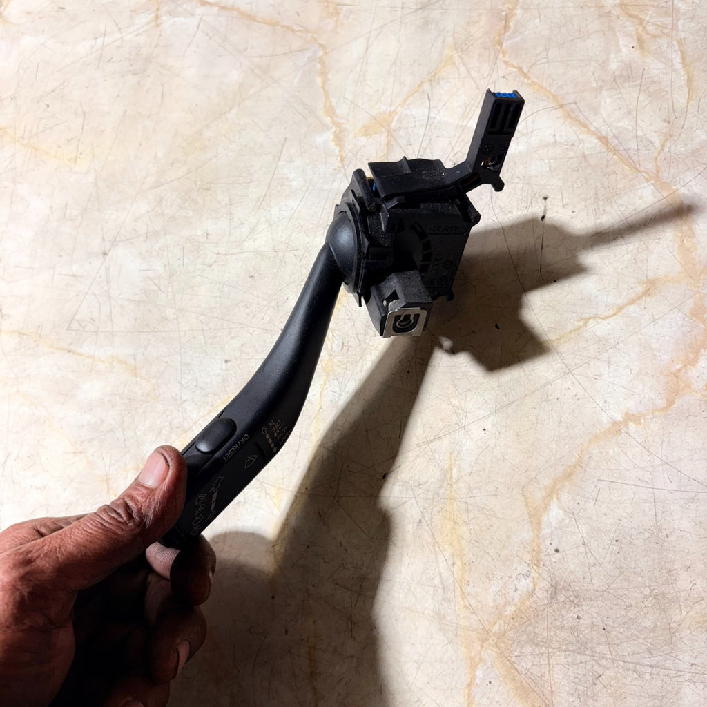 VW Golf Mk6 Wiper/Washer Stalk Switch 1K0953519J Trip Computer (Up to 07/2010)